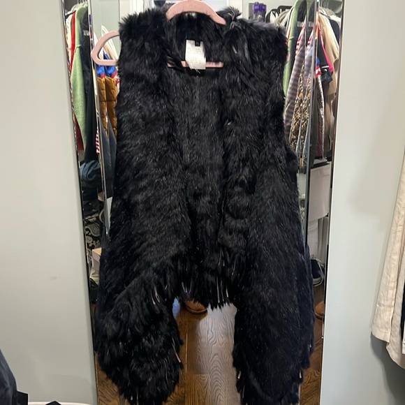 Jocelyn rabbit fur vest - Picture 1 of 4